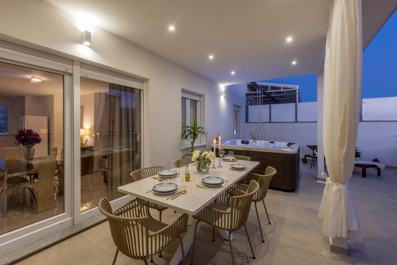 Luxury Rooftop Apartment Zalato Split Buitenkant foto